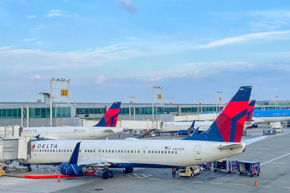 Delta Airlines planes at JFK